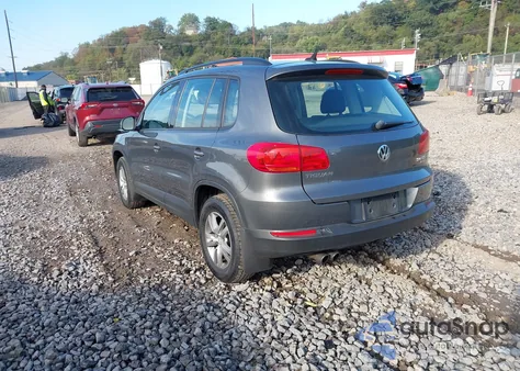 2015 Volkswagen Tiguan S z USA, uszkodzony, nr VIN WVGBV7AX4FW542024